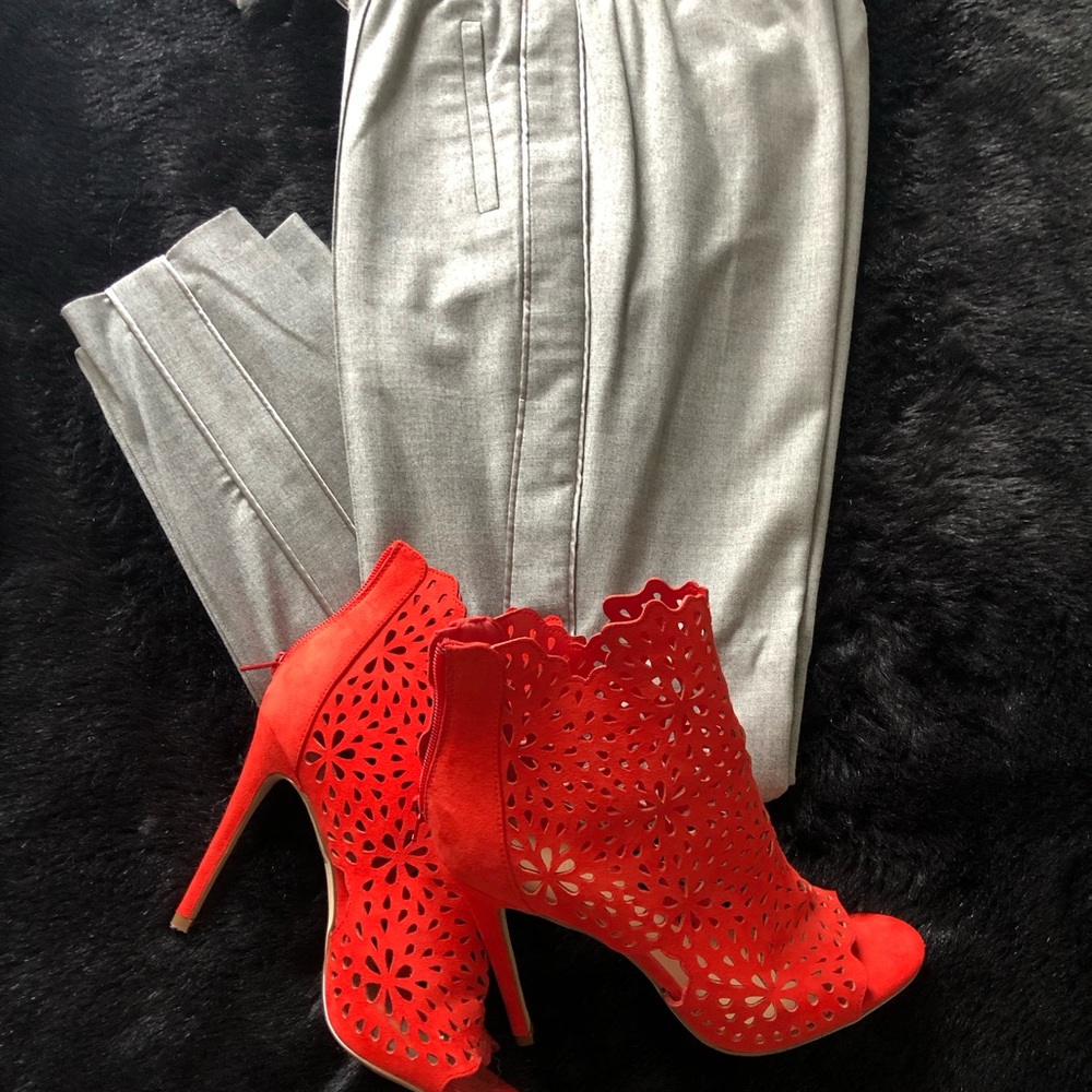 Light grey pants